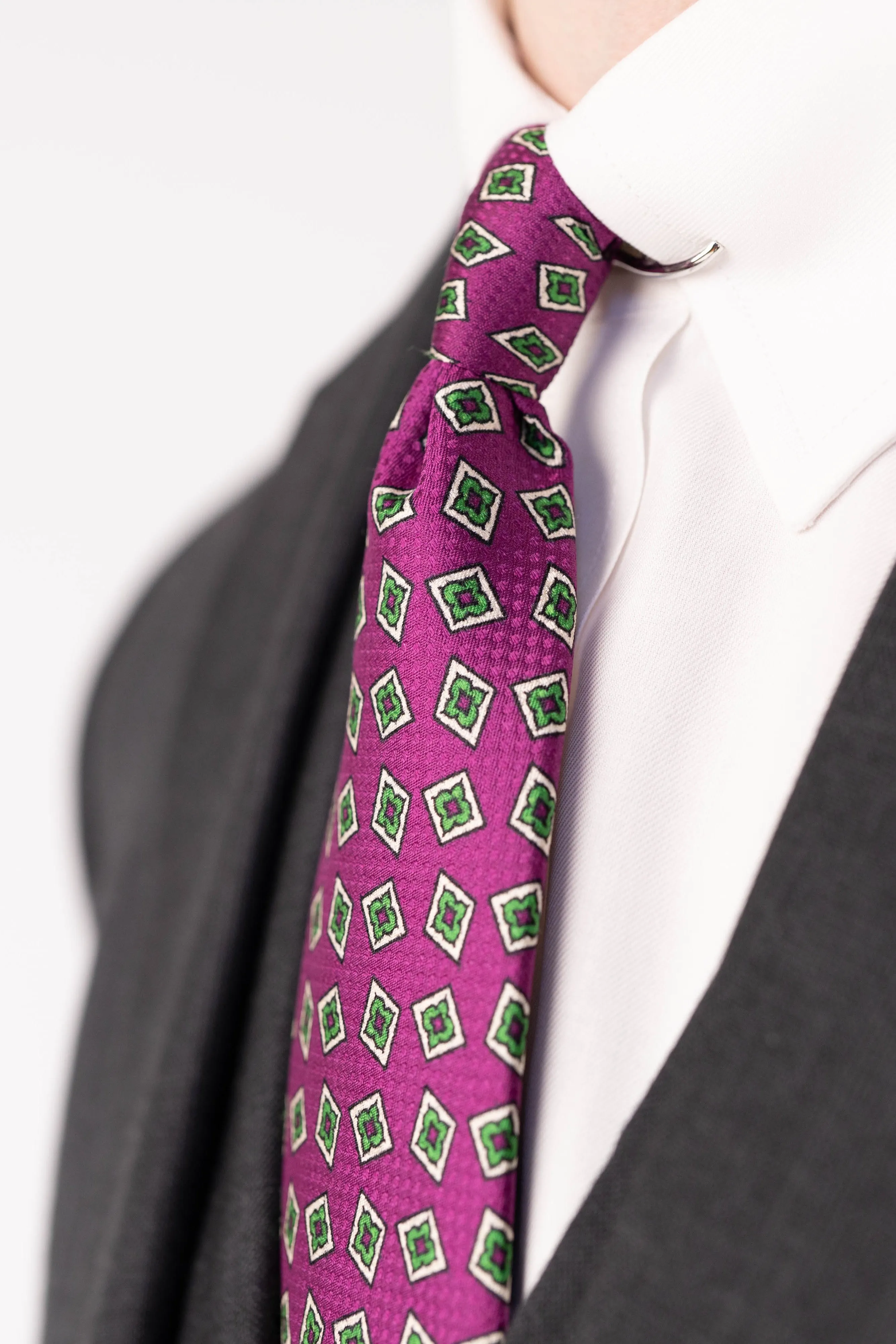 Begonia Purple & Diamond Jacquard Silk Tie