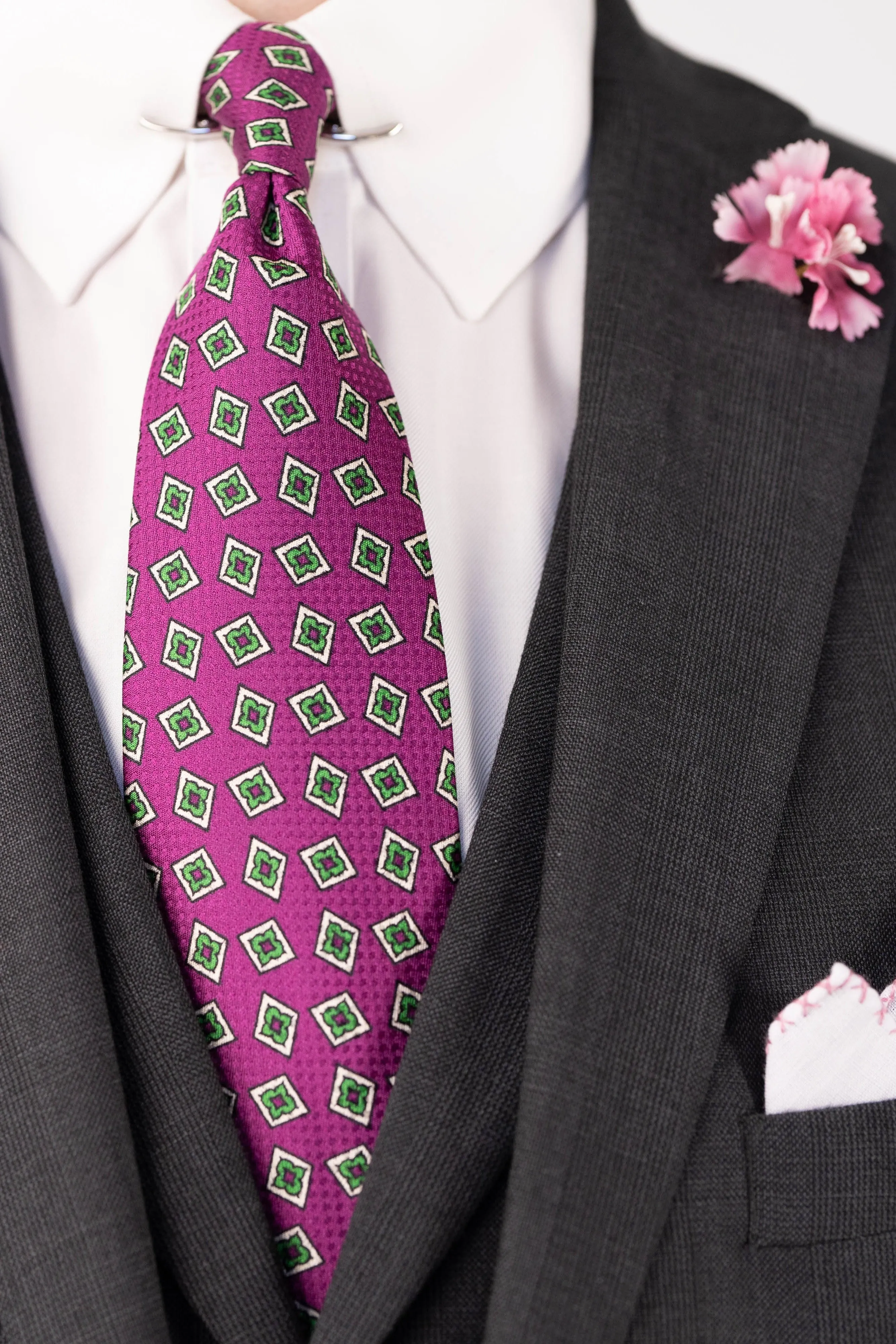 Begonia Purple & Diamond Jacquard Silk Tie