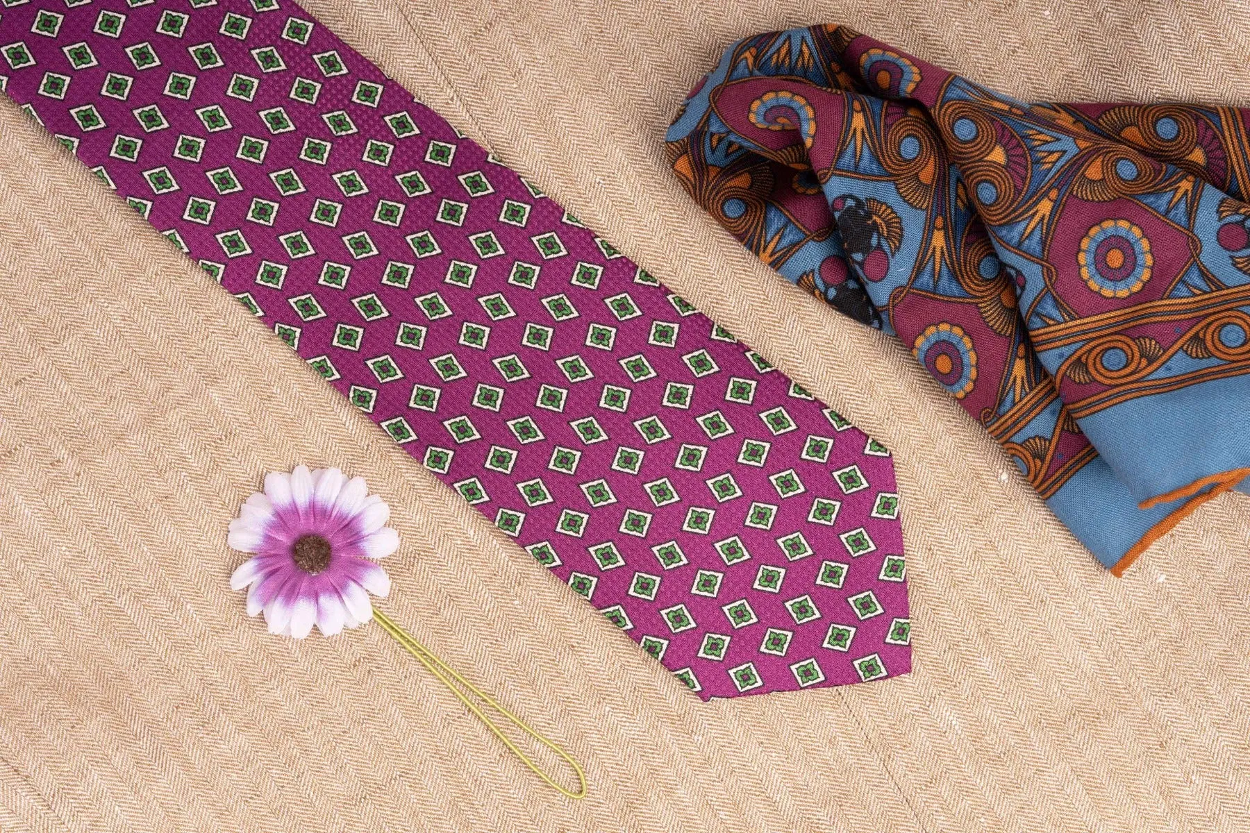 Begonia Purple & Diamond Jacquard Silk Tie