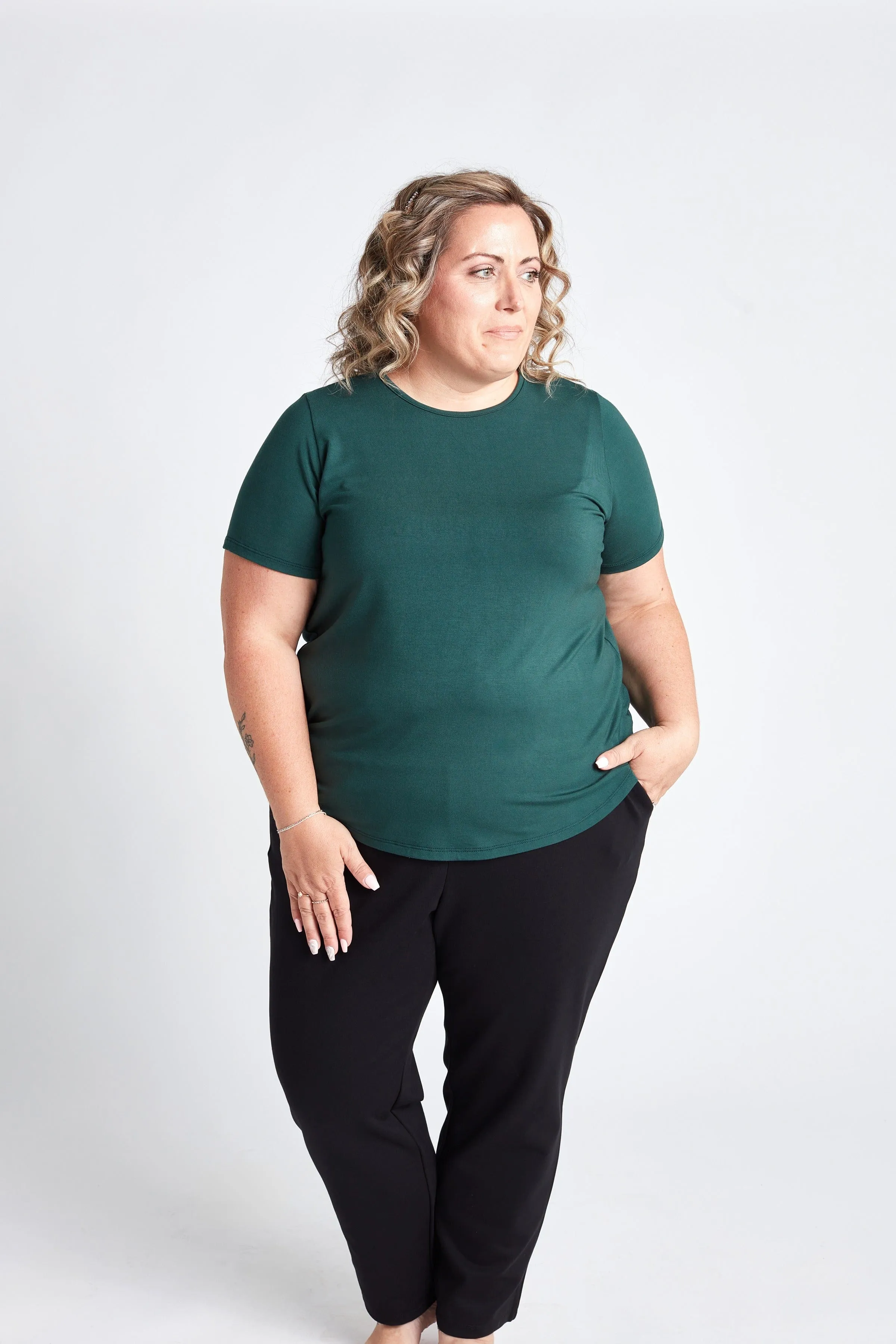 Essential Crew Tee in Fern - XS ONLY