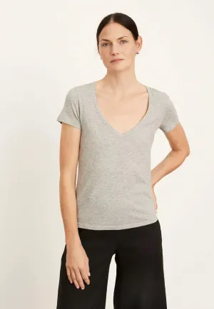 Essential V-Neck - Grey