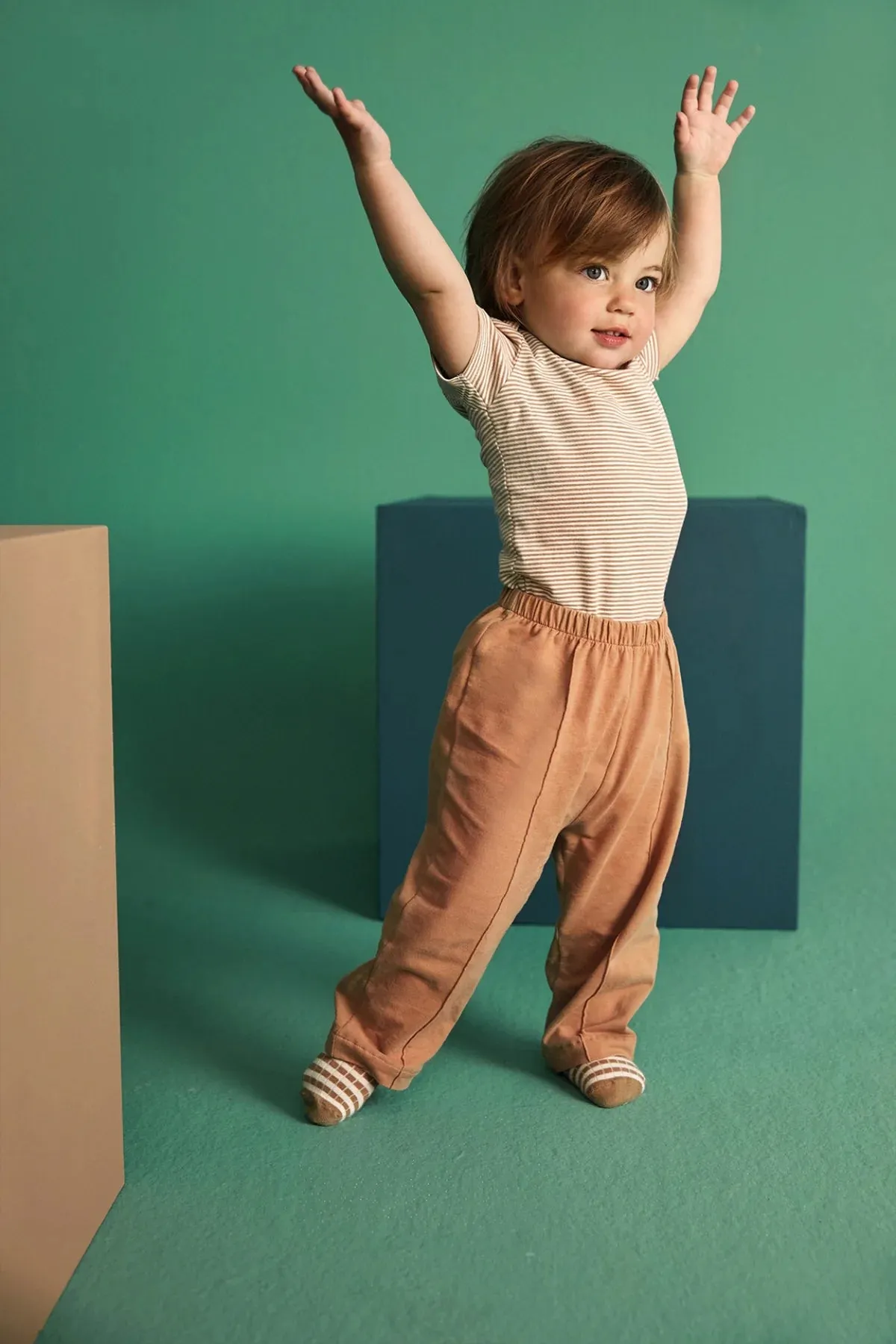 Jogger Front Seam Baby Peanut