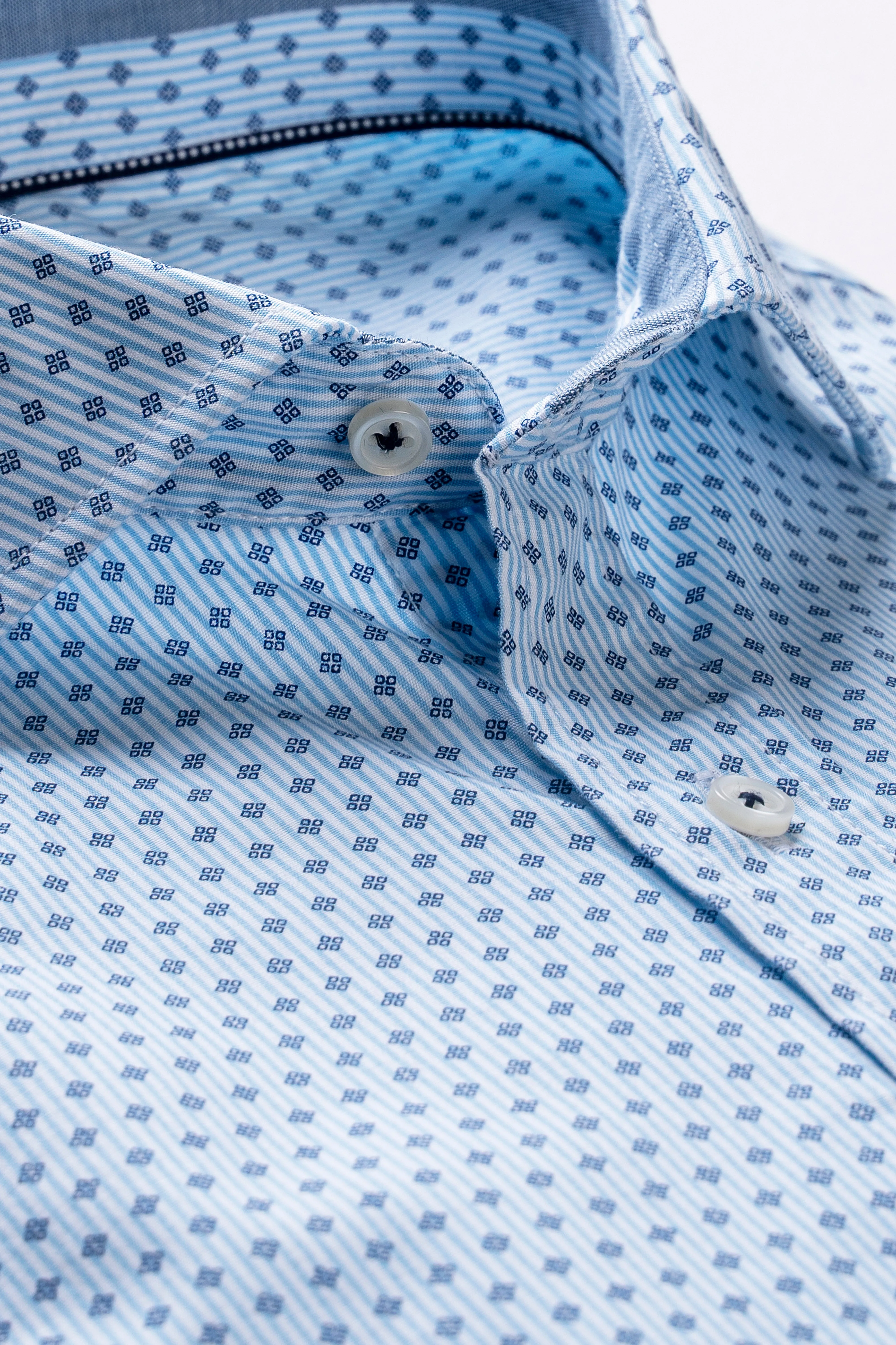 SMART SHIRT WHITE BLUE