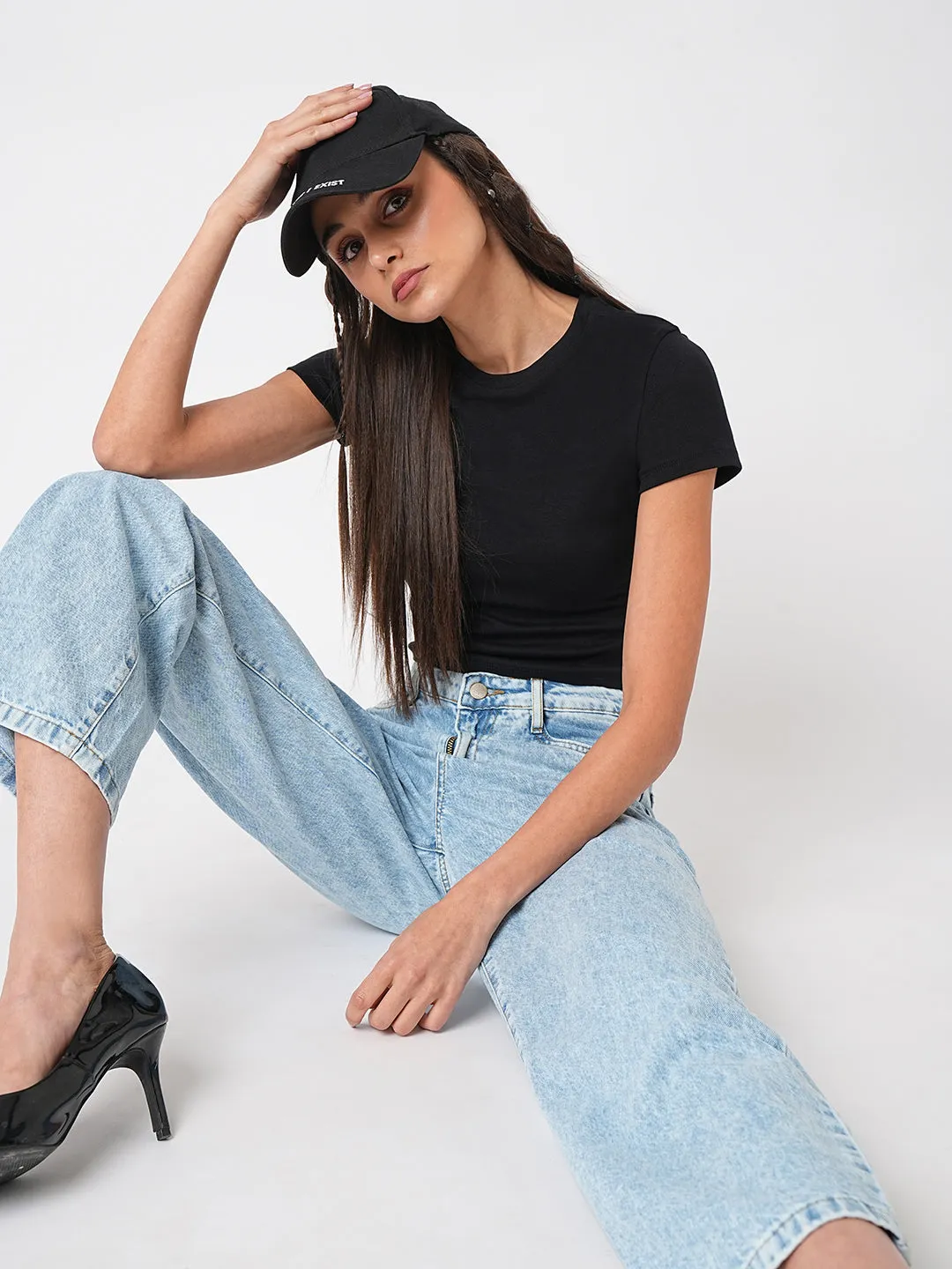 Women Solid Slim Fit Genz Crop T-Shirt